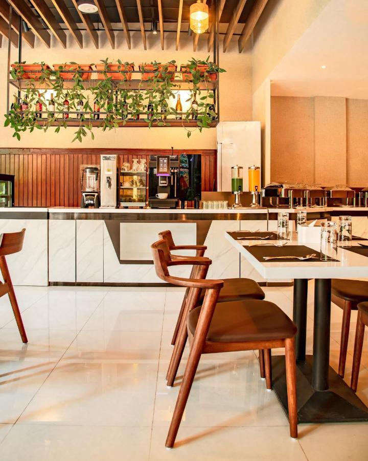Mila Hotel Katmandu Eksteriør bilde